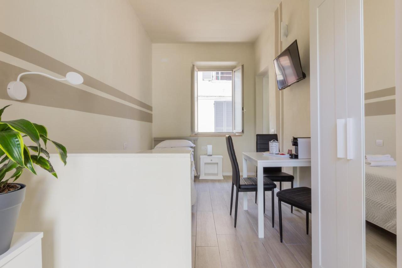 Center Rooms Piacenza Exterior photo